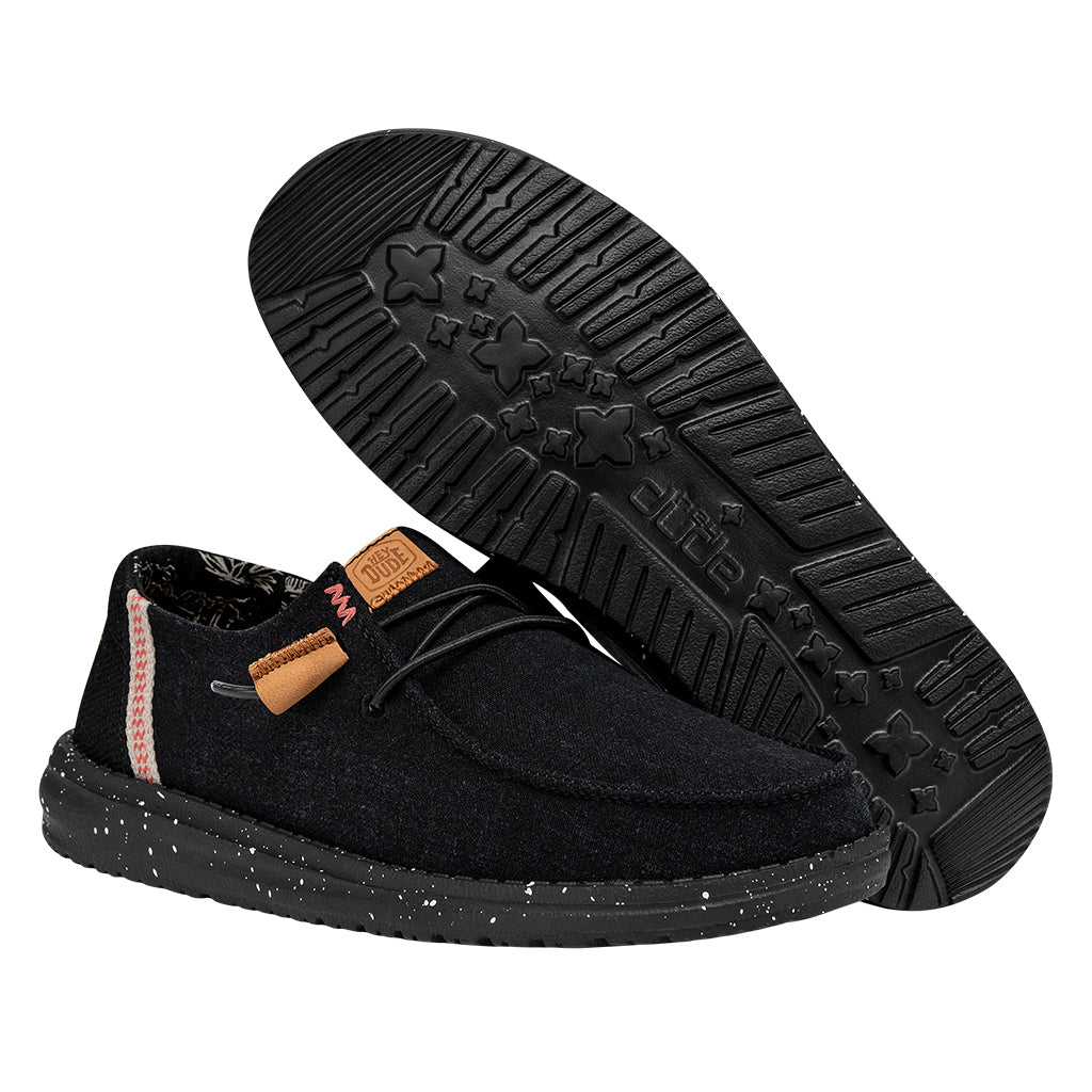 Women Wendy Washed Canvas - Black | HEYDUDE