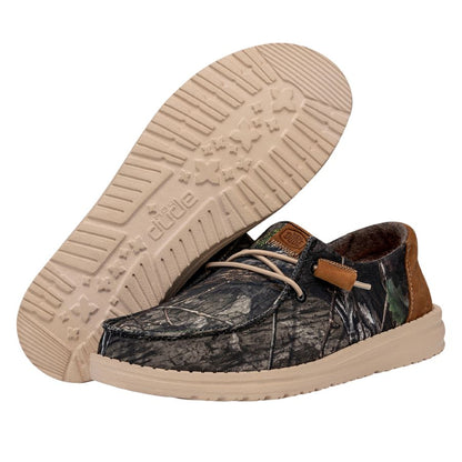 Women Wendy Mossy Oak Country DNA - Camo | HEYDUDE