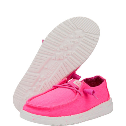 Kids Wendy Youth Stretch Canvas - Neon Pink | HEYDUDE