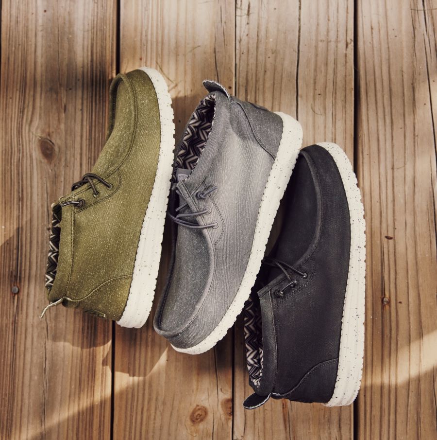 Men Wally Mid Canvas - Black/White | HEYDUDE