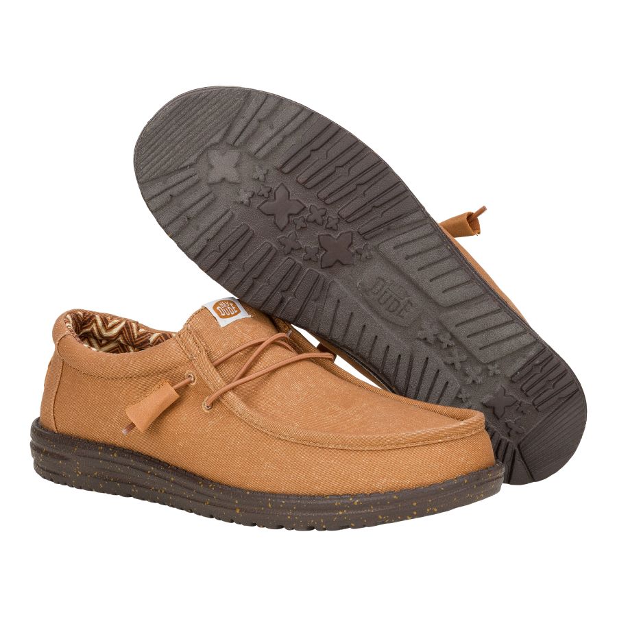 Men Wally Stretch Canvas  - Nut | HEYDUDE