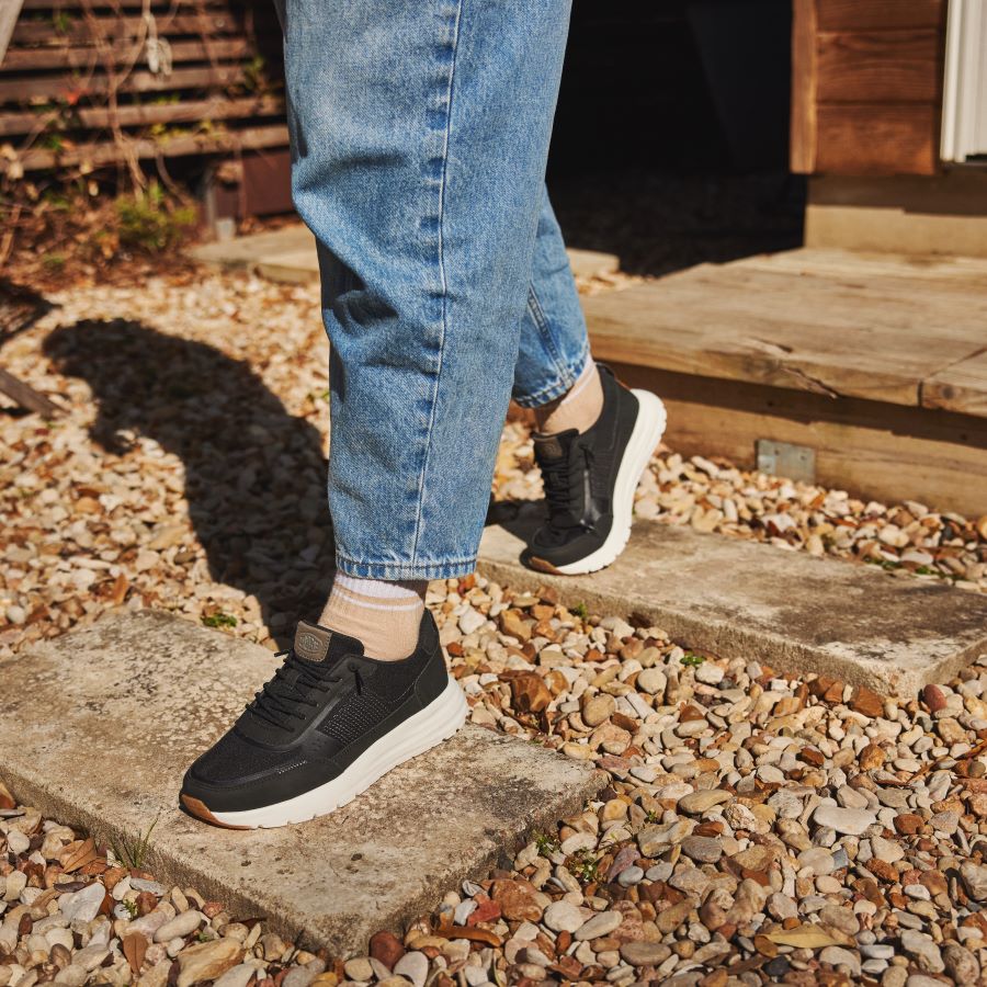 Women Sirocco Alta Neutrals - Black | HEYDUDE