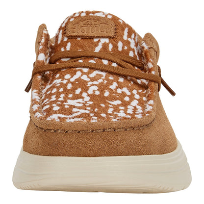 Women Wendy Comf Luxe - Tan | HEYDUDE