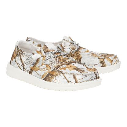 Women Wendy Realtree Edge® Colors - White/Camo | HEYDUDE
