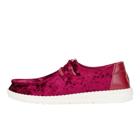 Women Wendy Crushed Velvet - Burgundy | HEYDUDE