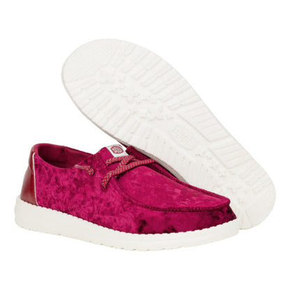Women Wendy Crushed Velvet - Burgundy | HEYDUDE
