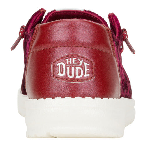 Women Wendy Crushed Velvet - Burgundy | HEYDUDE