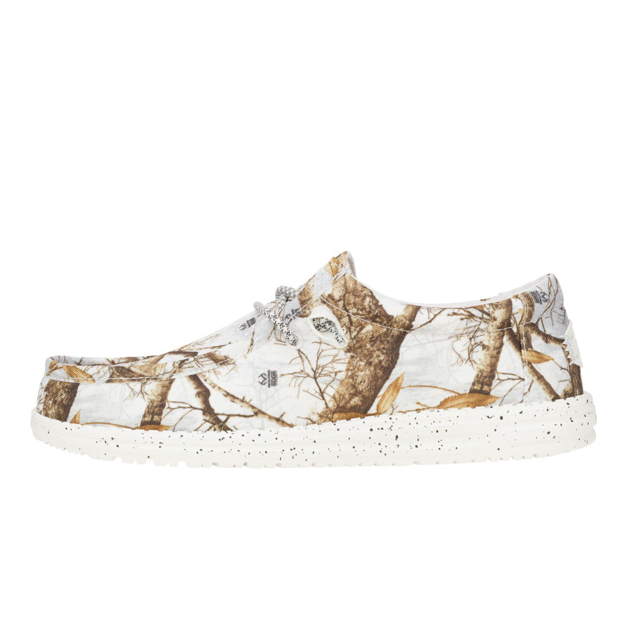 Men Wally Realtree Edge® Colors - White/Camo | HEYDUDE