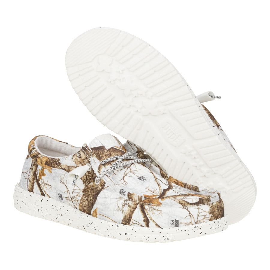 Men Wally Realtree Edge® Colors - White/Camo | HEYDUDE