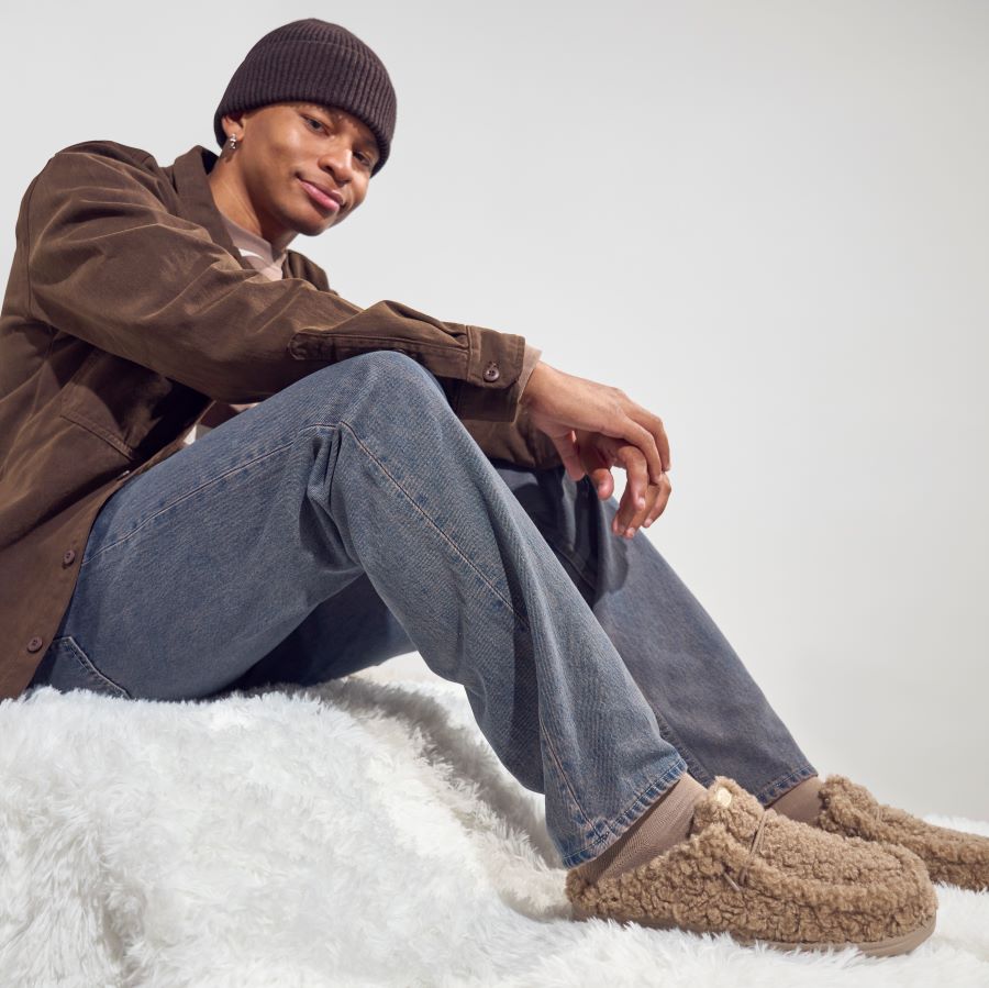 Men Wally Slipper - Cozy Timber Wolf | HEYDUDE
