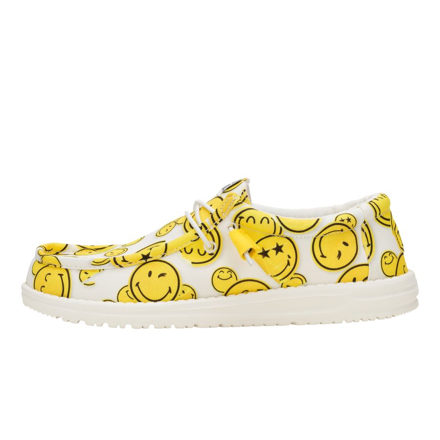 Men Wally SMILEYWORLD® - Smiley White/Yellow | HEYDUDE