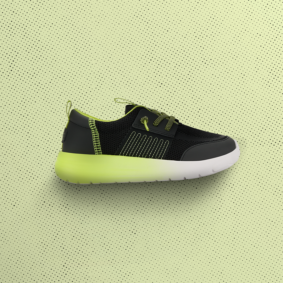 Kids Sirocco Play Youth Sport Block - Black/Lime Punch | HEYDUDE