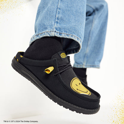 Men Wally Slip SMILEYWORLD® - Smiley Black/Yellow | HEYDUDE