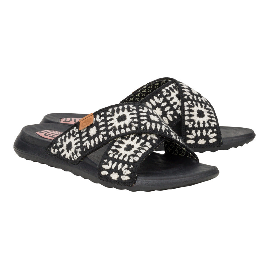Women Christi Slide Cottage Crochet - Black/White | HEYDUDE